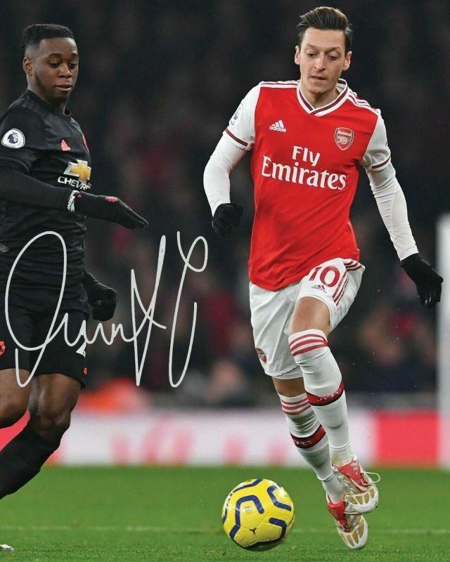 Mesut Ozil - Arsenal Autograph Signed Photo Poster painting Print