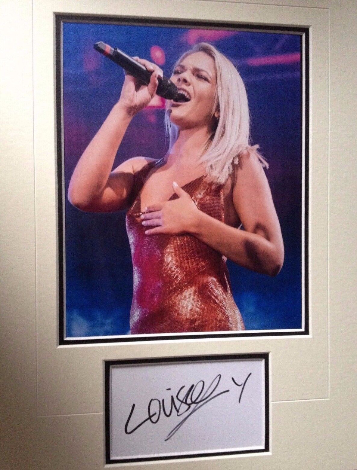 LOUISA JOHNSON - X FACTOR SINGER - SIGNED COLOUR Photo Poster painting DISPLAY