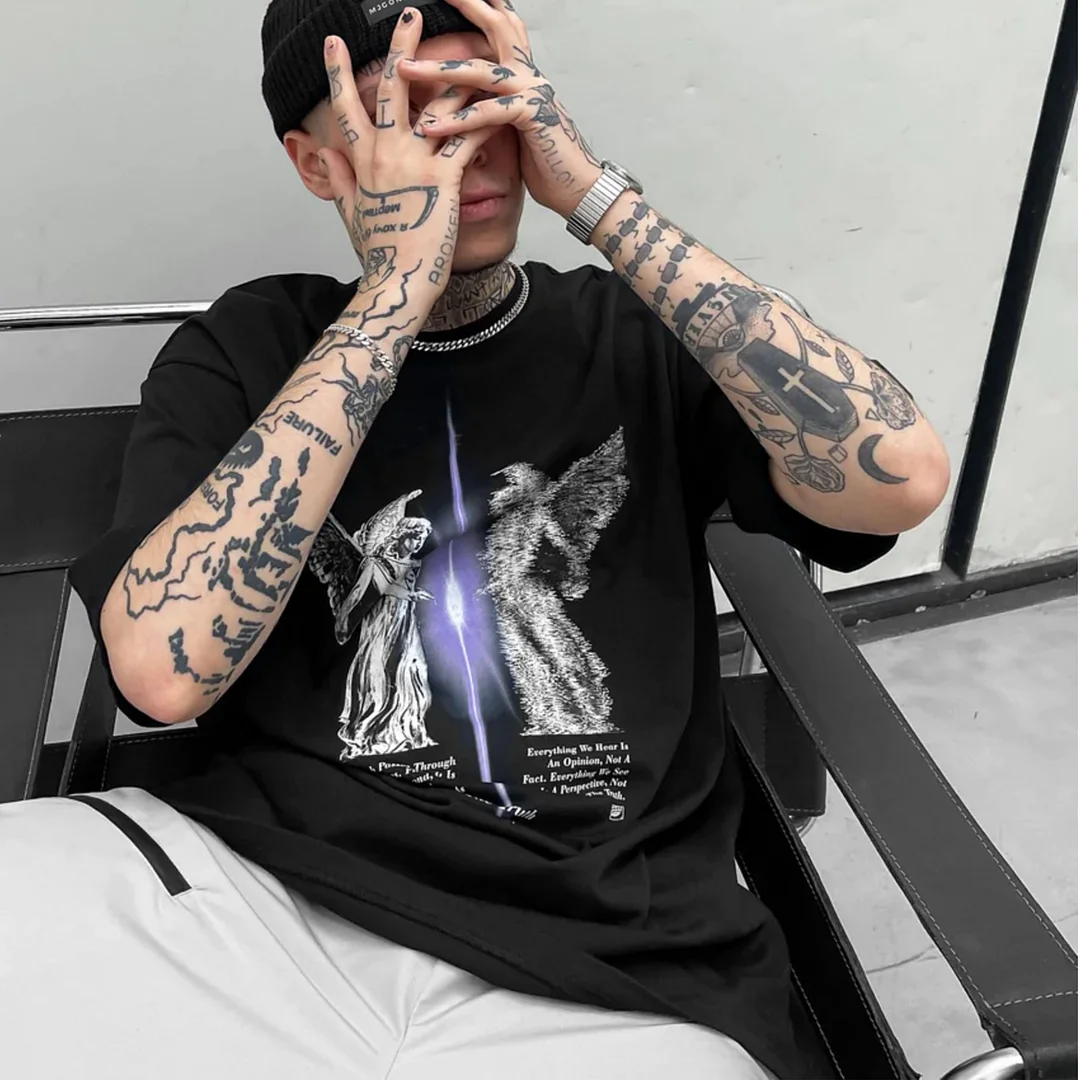 Men's Statue Print T-Shirt