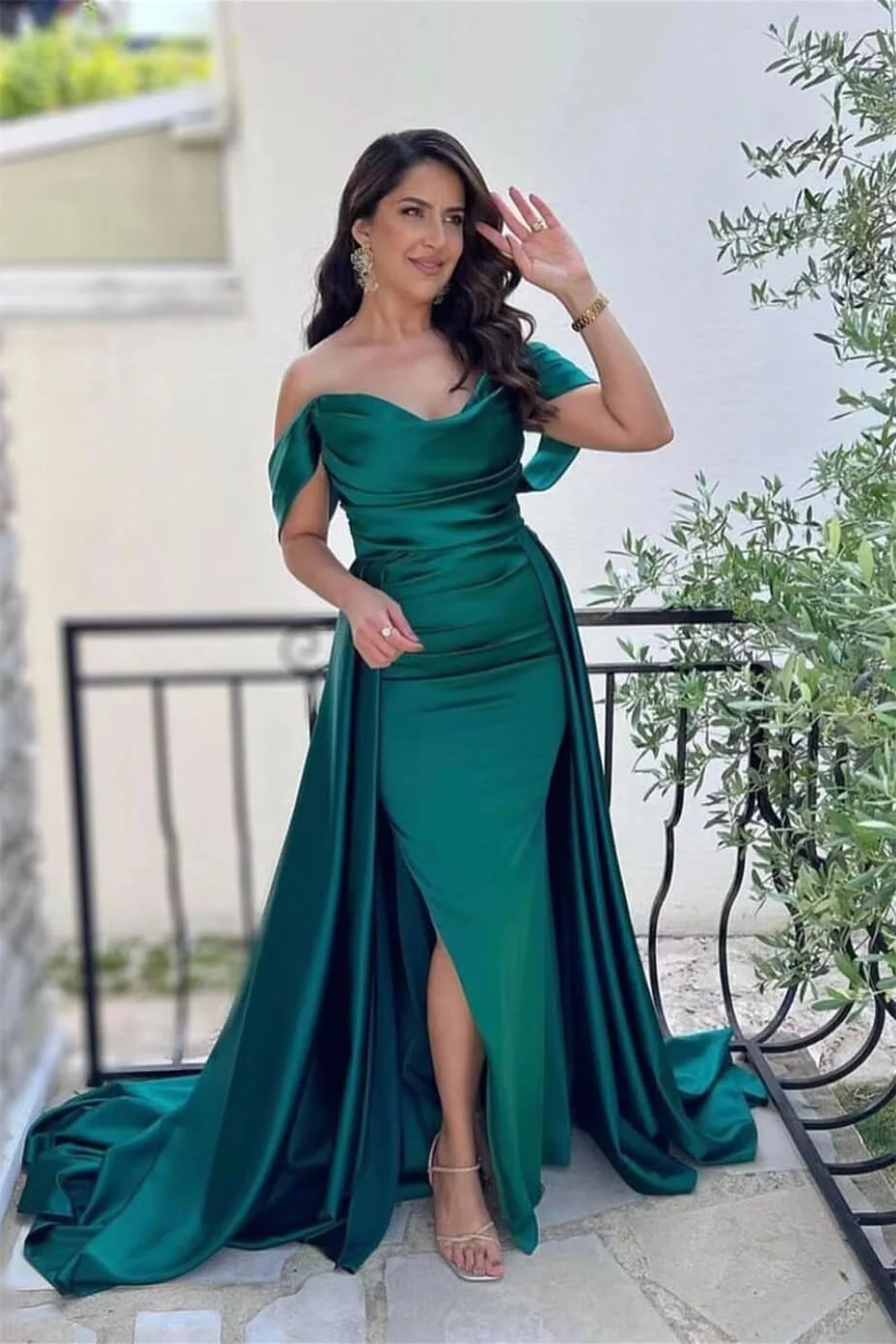 Luluslly Dark Green Mermaid Prom Dress Off-the-Shoulder Slit With Ruffles