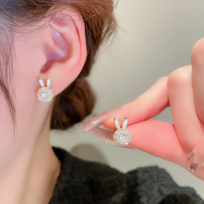 Bunny stud earrings