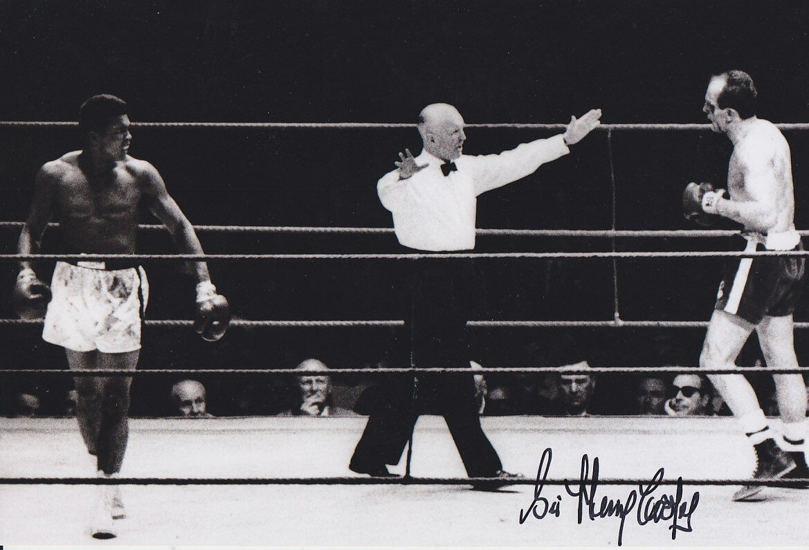 Sir Henry Cooper Hand Signed Photo Poster painting 12x8.