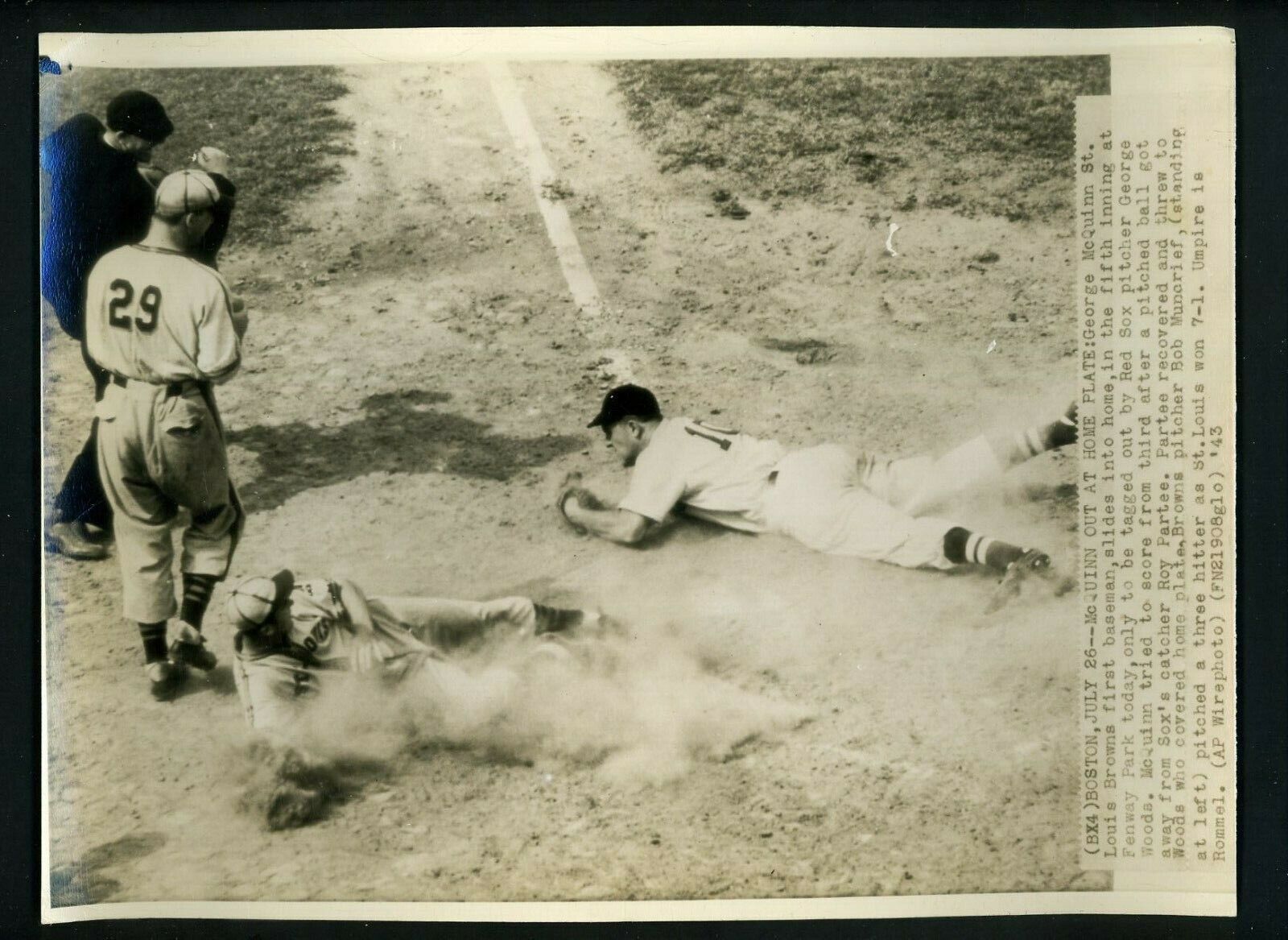 George Wood & George McQuinn 1943 Press Photo Poster painting Boston Red Sox St. Louis Browns