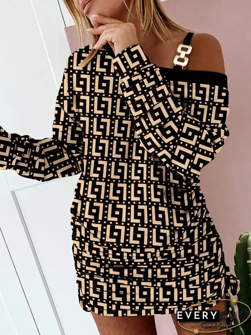 Fashion Pattern Print Drawstring Mini Dress Women Sexy Diagonal Collar Chain Pleated Party