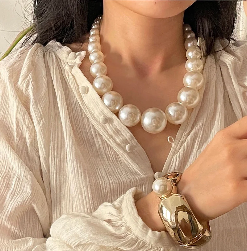 French Retro Small Fragrance Big Pearl Necklace
