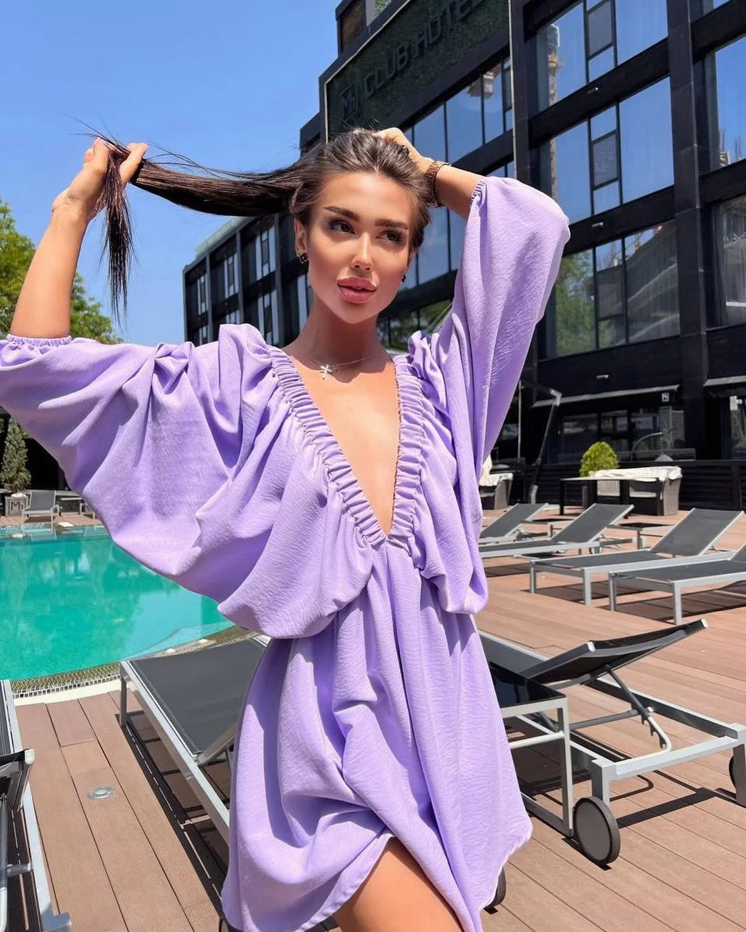 Nigikala Nigikala Autumn Women's Skirt Lantern Sleeve V Collar Sexy Temperament High-End French Retro Dress