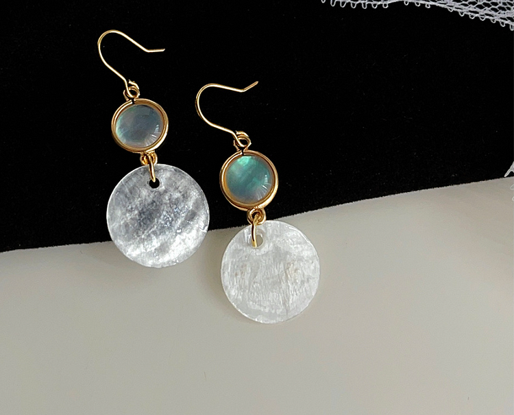 Vintage Pearl Earrings