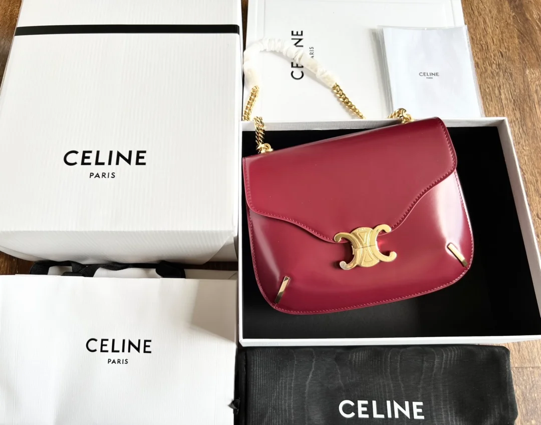 CELINE BESACE TRIOMPHE