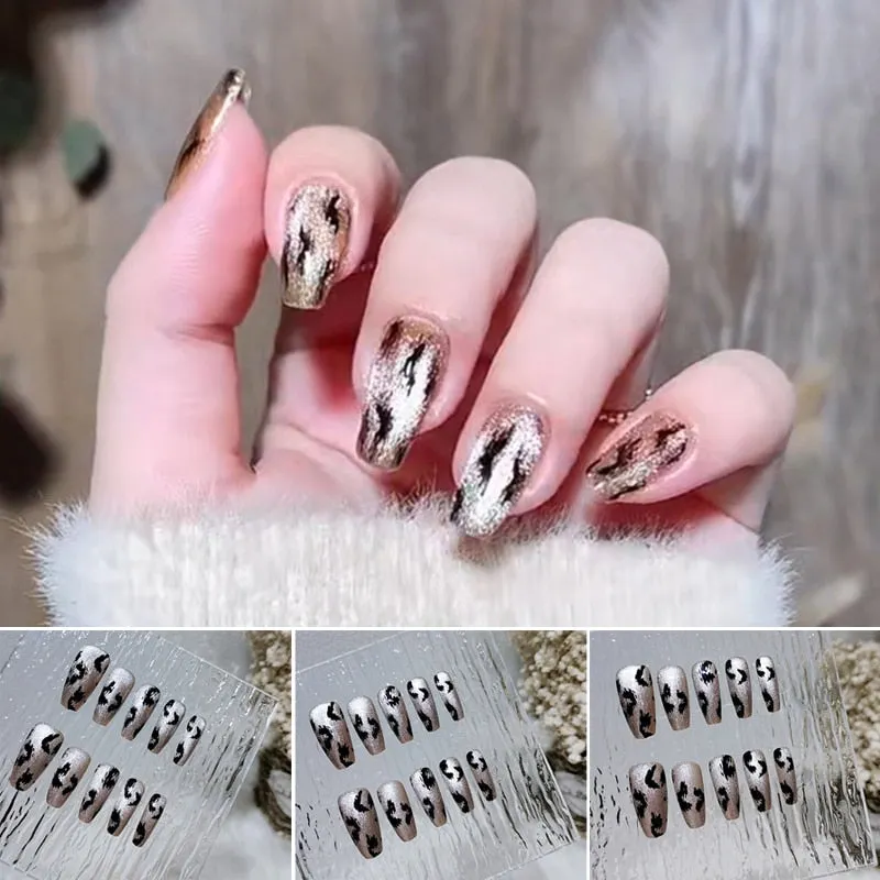 24pcs nail press ons Girl Fake Naisl with glue nail art Purple Star Moon Rhinestone Designs Short Full Artificial ネイルチップ-Nail Inspo