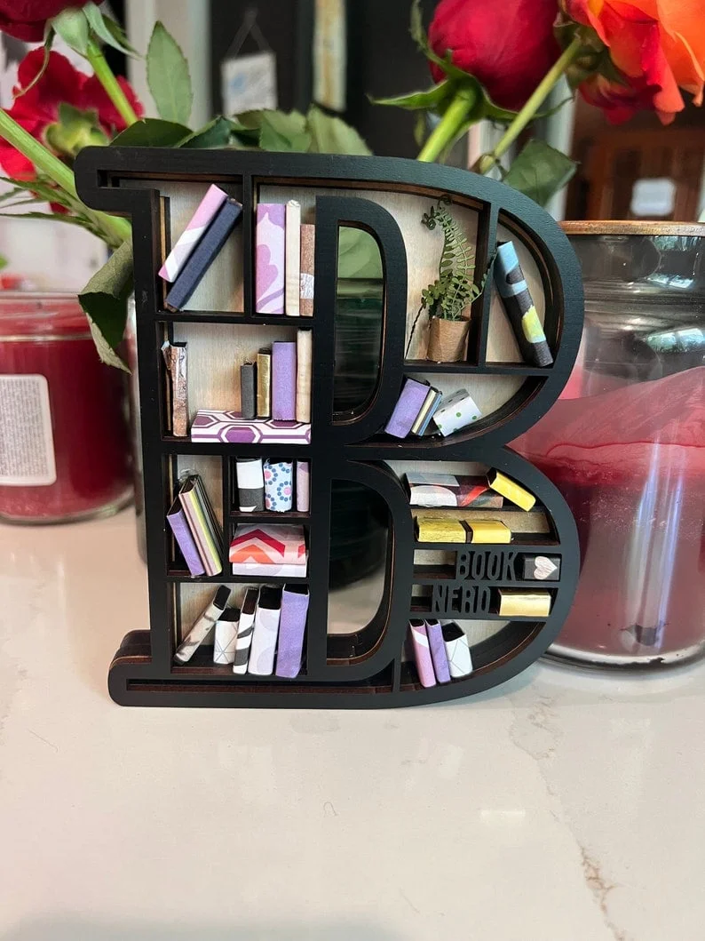 🔥HOT SALE 49% OFF -Custom Initial Book Lover Miniature Bookshelf
