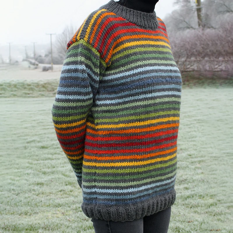 Vintage Rainbow Stripe Knit Jacquard Crew Neck Sweater（Unisex）