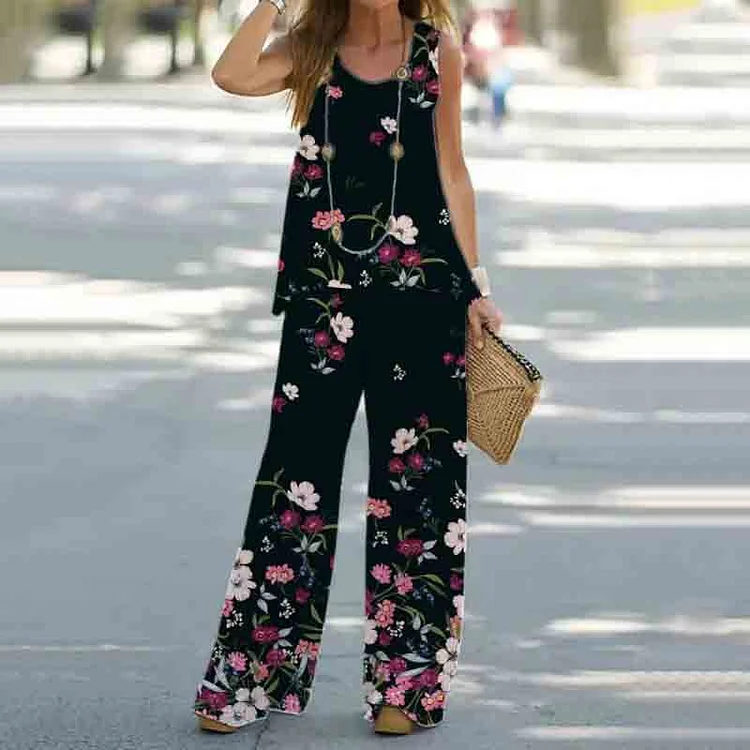 VChics Fashion Flower Print Comfortable Casual Sleeveless T-Shirt Two Piece Set
