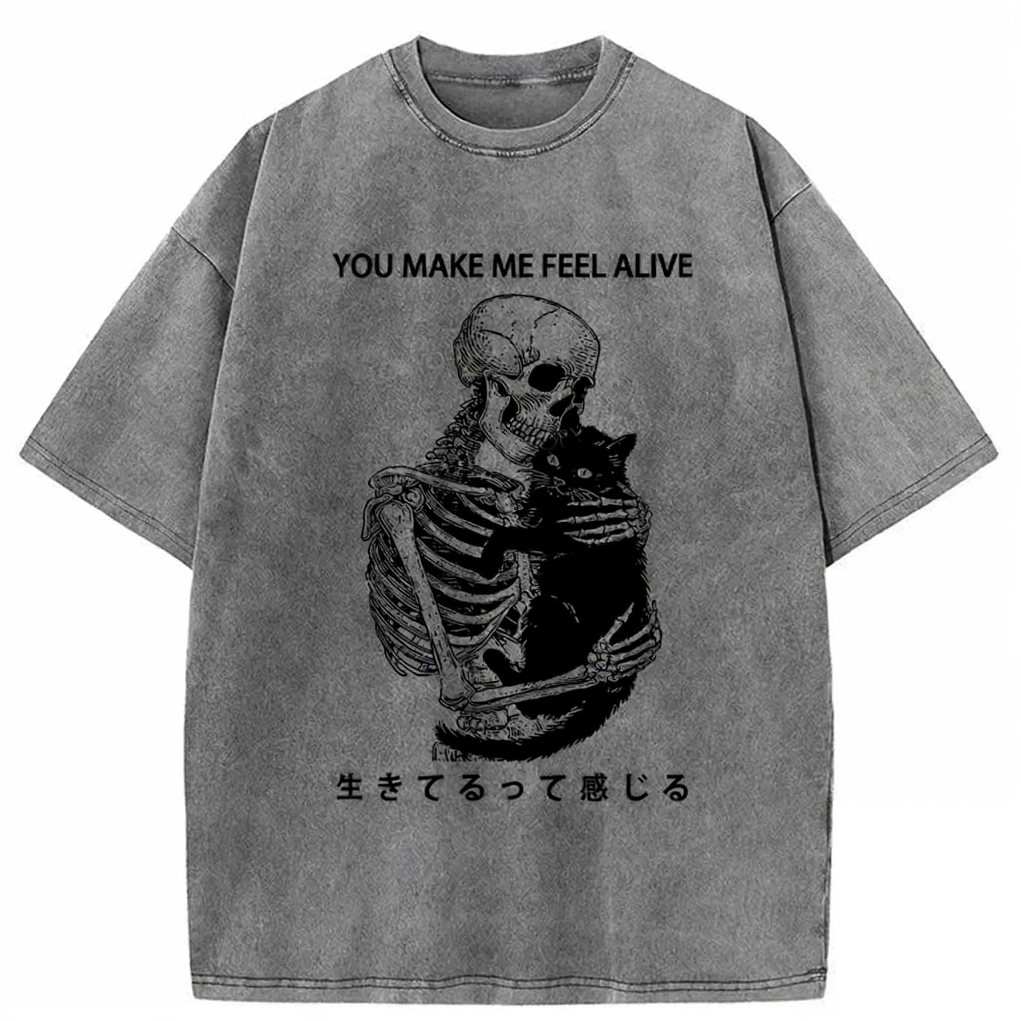 Cat Make Me Feel Alive Washed T-shirt elevenforest