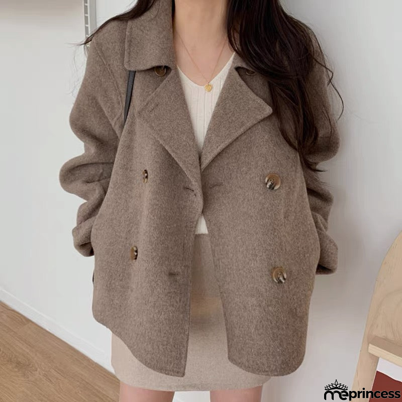 Fashionable and Effortless Jacket