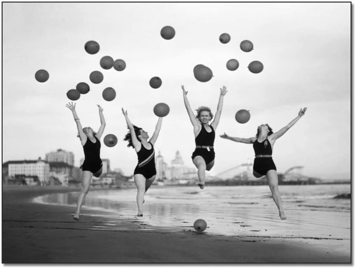 Vintage Posters Women Girls on Beach Jumping Throwing Balloons Antique Photograph Black and White Wa Canvas Painting Posters and Prints Wall Art Pictures for Living Room Bedroom Decor 8x10inch(20x26c 8x10inch(20x26cm)