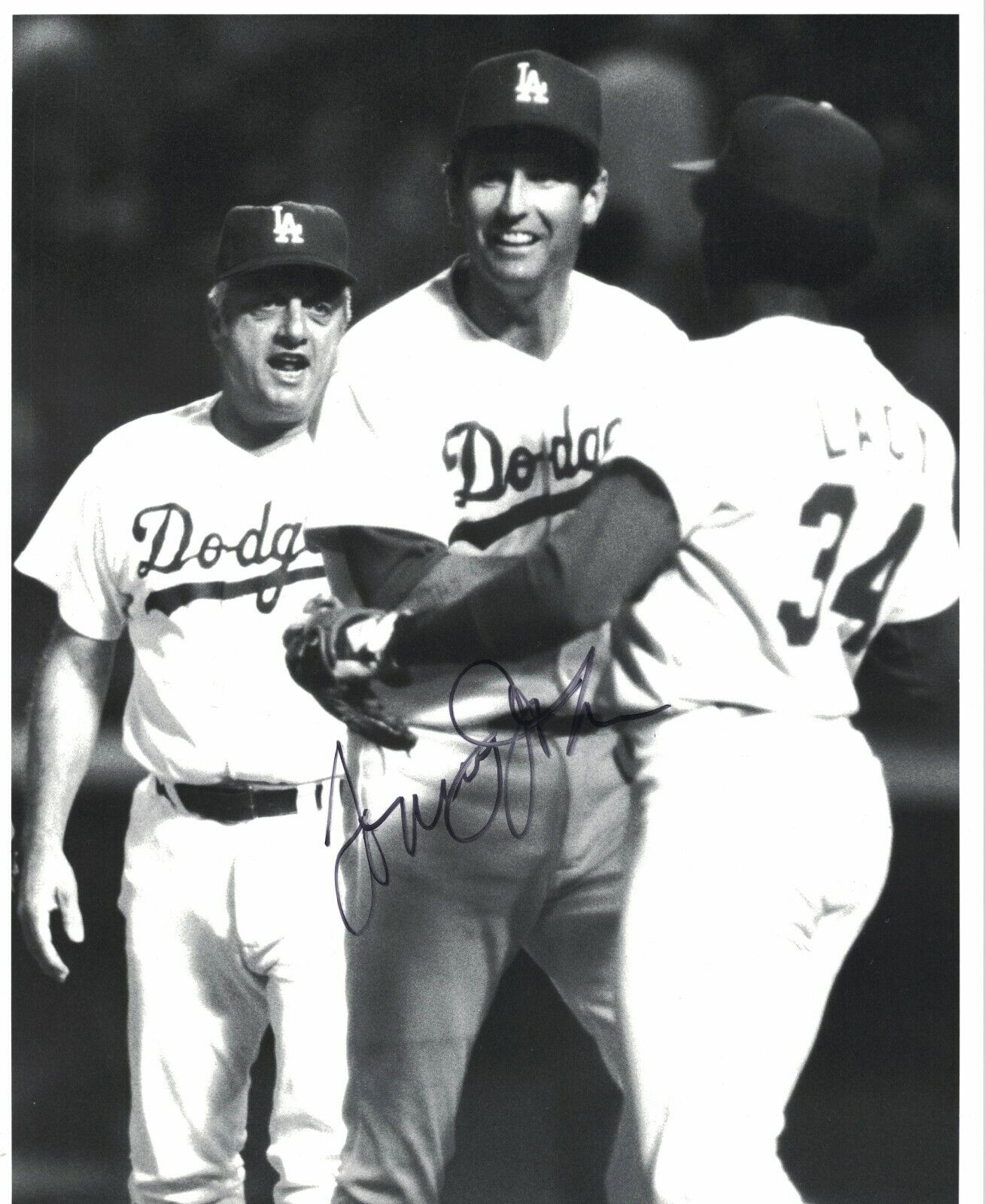 Tommy John Signed Autographed 8x10 Photo Poster painting Los Angeles Dodgers Vintage J