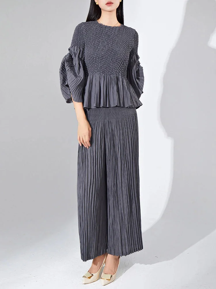 Casual Grey O-neck Pineapple Folds Patchwork Half Sleeve Pleated Top And Wide Leg Pants Set
