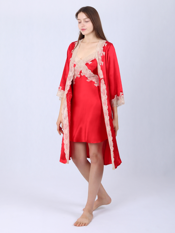 19 Momme Women's Lacey Silk Robe Set Red