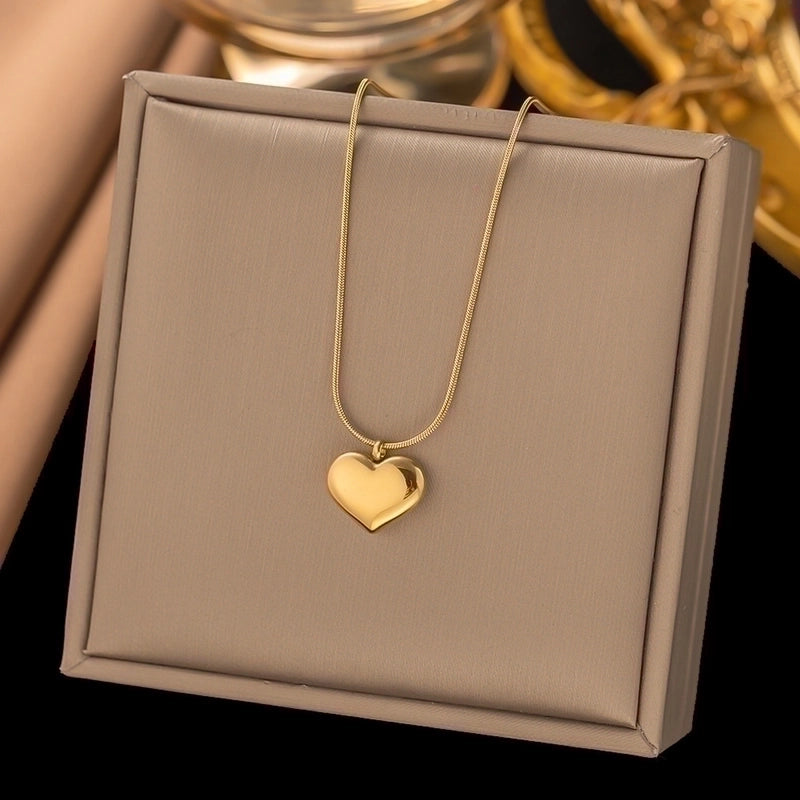 Stainless Steel Minimalist Heart Shape Pendant Necklace