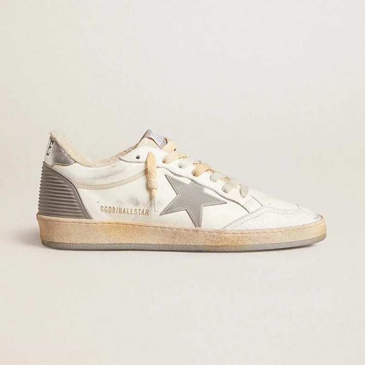 Golden Goose Ball Star de napa con estrella de goma y refuerzo del talón de piel plateada