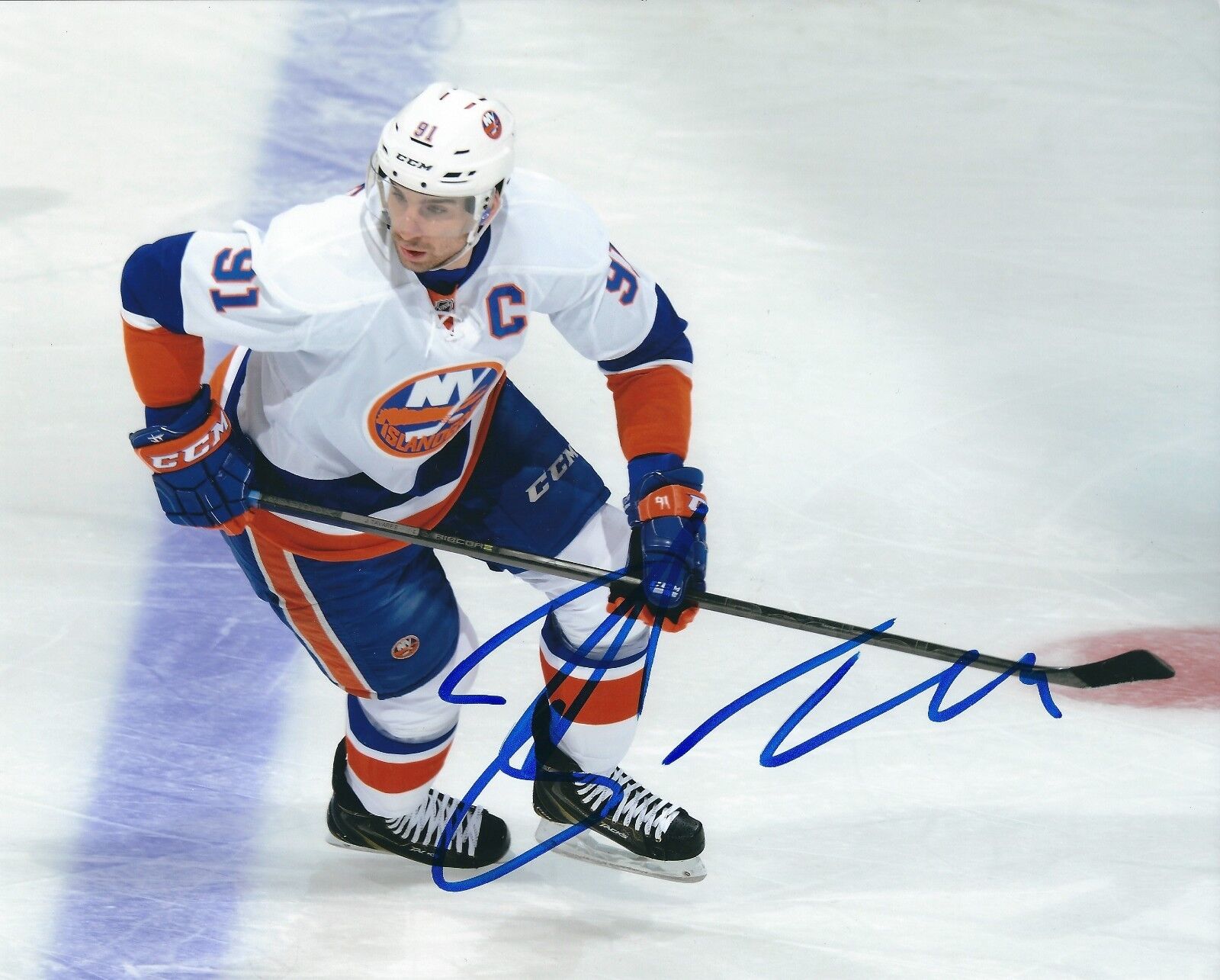 Signed 8x10 JOHN TAVARES New York Islanders Autographed Photo Poster painting - COA