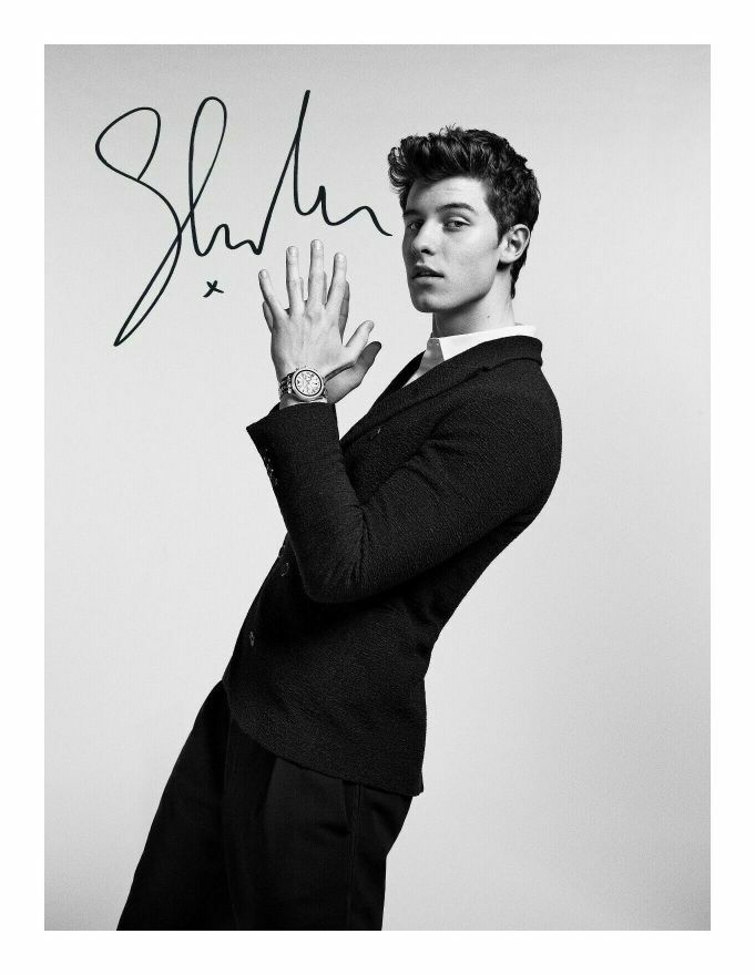 SHAWN MENDES AUTOGRAPH SIGNED PP Photo Poster painting POSTER