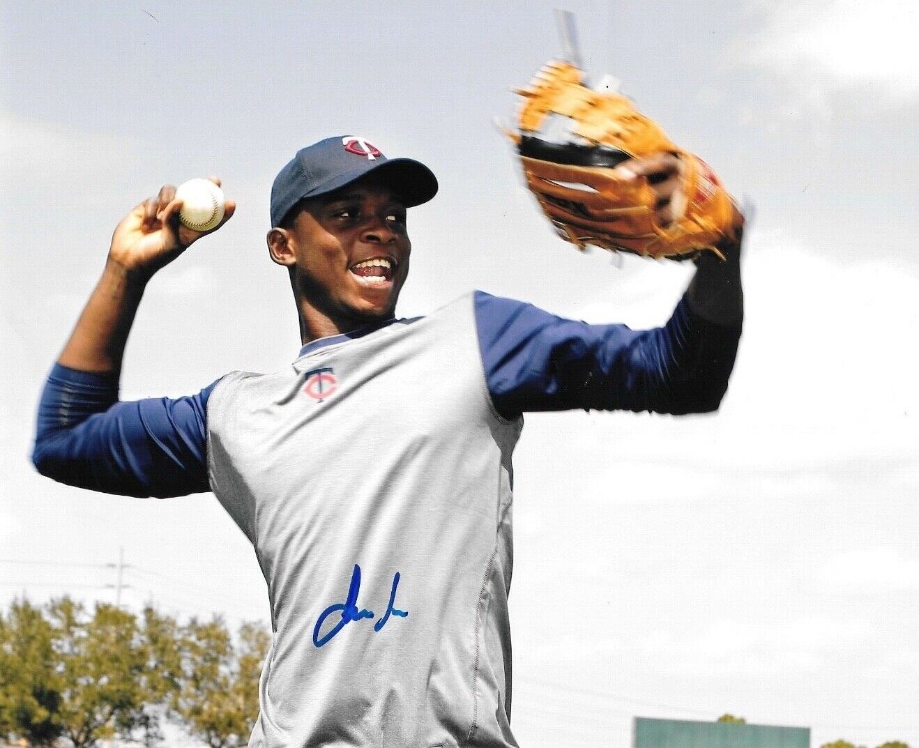 * MIGUEL SANO * signed 8x10 Photo Poster painting * MINNESOTA TWINS * COA * 1