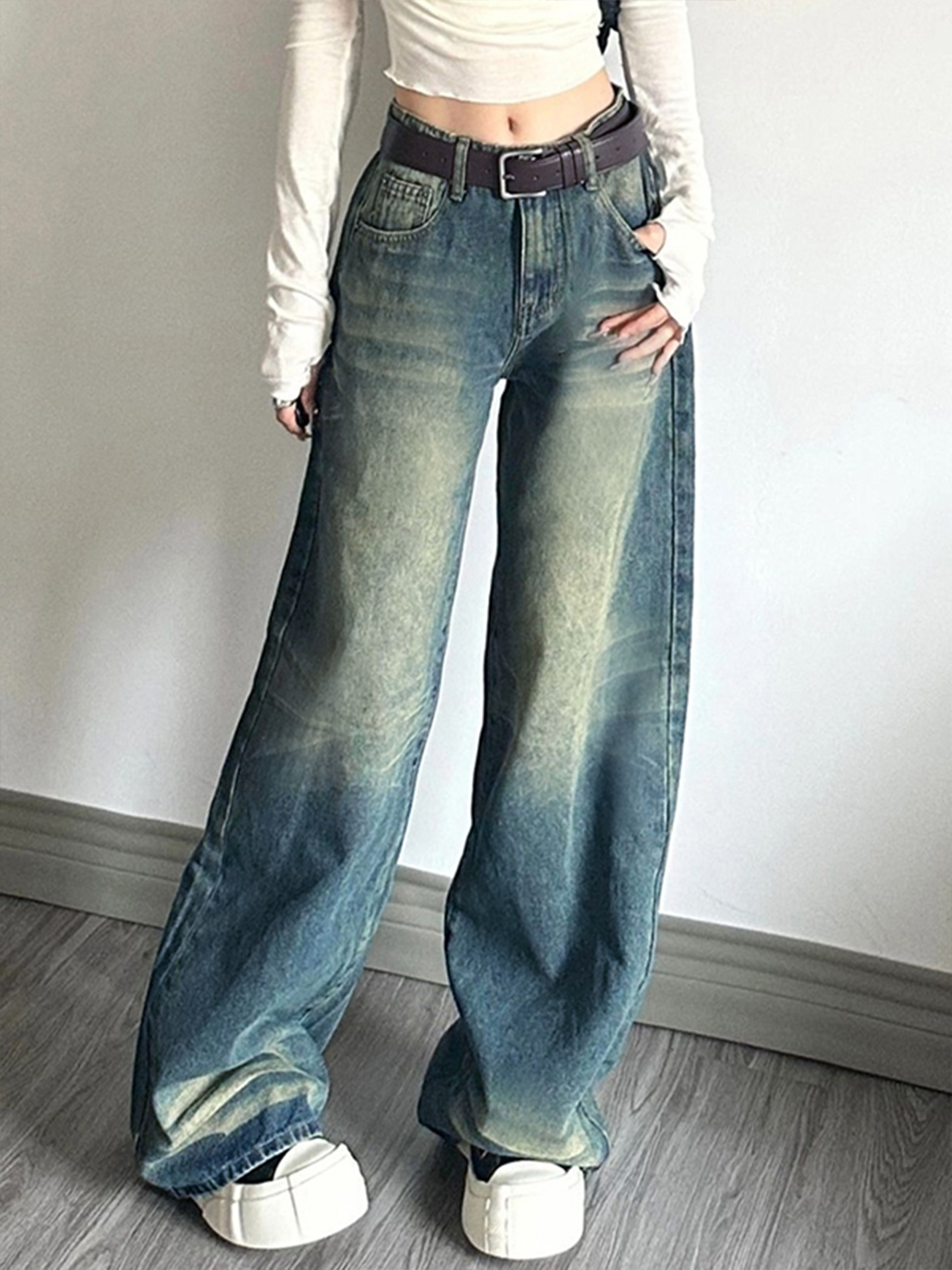 Pocket Design Blue Wash Boyfriend Jeans / TECHWEAR CLUB / Techwear