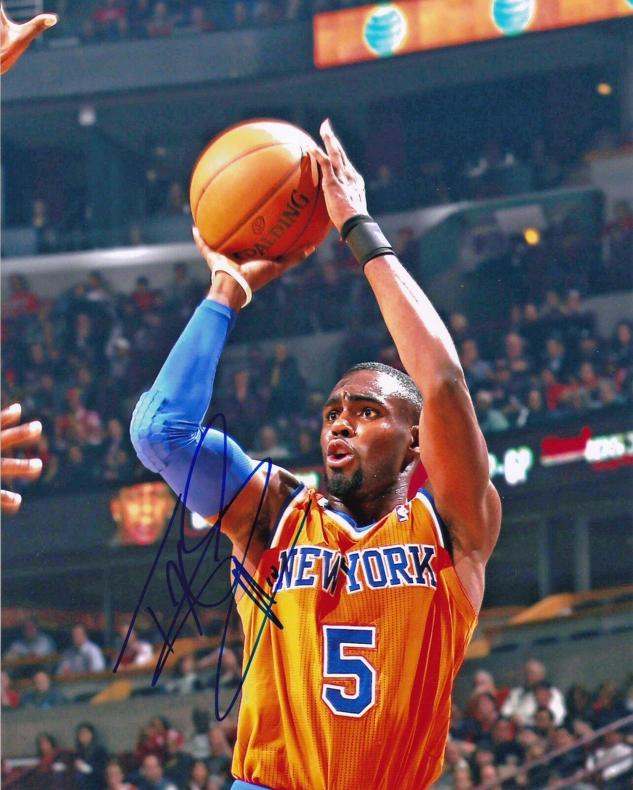 Tim Hardaway Jr. autographed 8x10 New York Knicks #2  Shipping