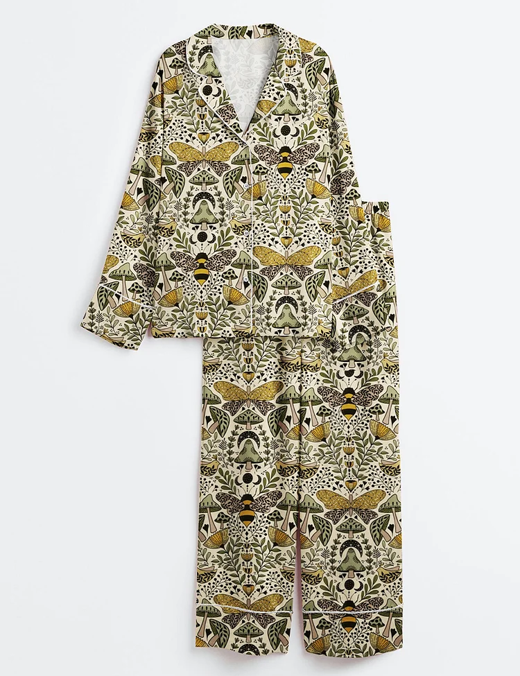 Women&rsquo;s Large Scale Natural Habitat of Bees and Moths Wild Grass And Flowers Long Sleeve Satin Pajama Set