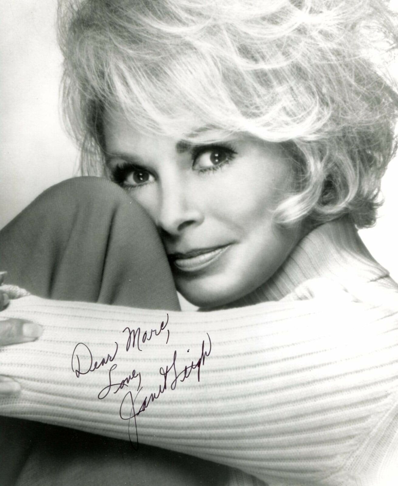 Janet Leigh (+) ACTRESS SINGER AUTHOR autograph, signed Photo Poster painting