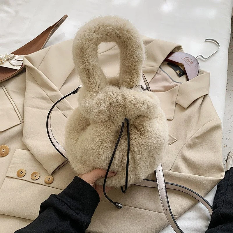 էѧӧܧ Winter Small Soft Faux Fur Shoulder Crossbody Bags 2021 Women Brand Luxury Fashion Lady Chain Totes Handbags Purses