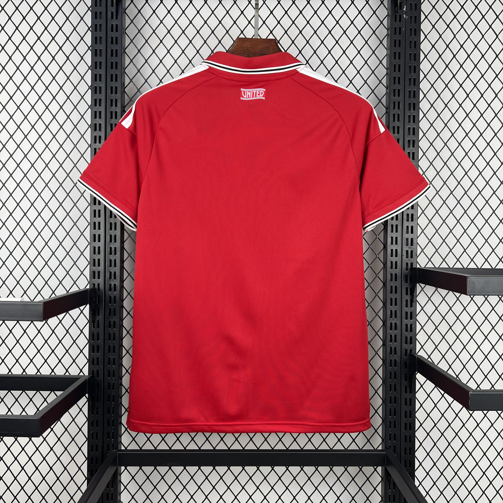 26/27 Football Shirt Manchester United Red Thai Quality