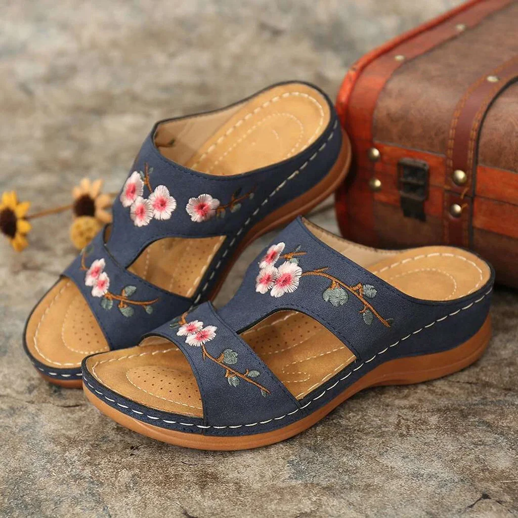 Qengg Slippers Flower Platform Colorful Ethnic Flat Shoes Woman Comfortable Casual Fashion Sandals Female 2021 Summer New Hot