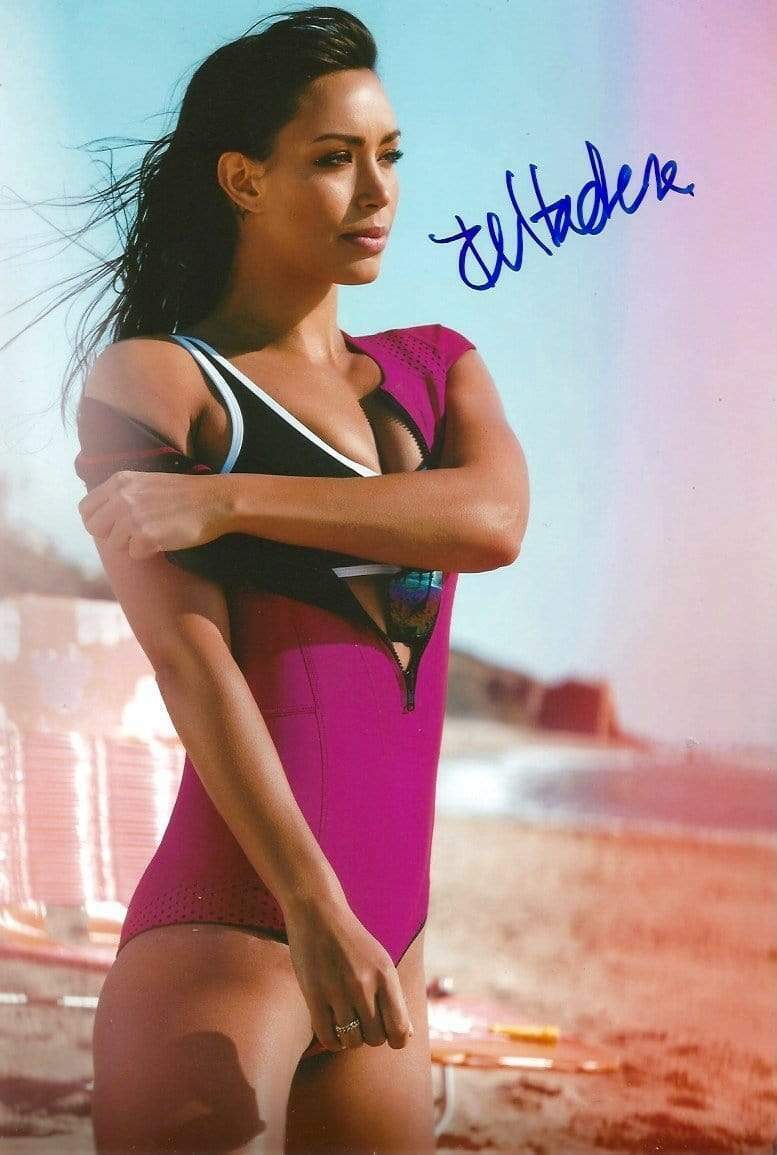 Ilfenesh Hadera ACTRESS BAYWATCH autograph, In-Person signed Photo Poster painting