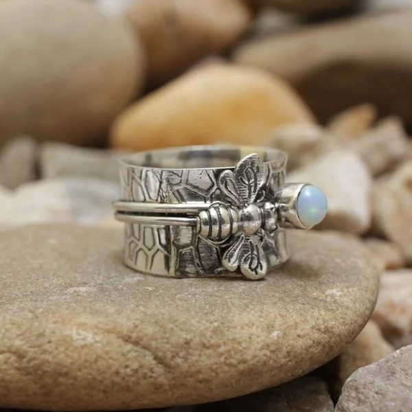 🔥Last Day 75% OFF🎁Bee Gemstone Meditation Spinner Ring