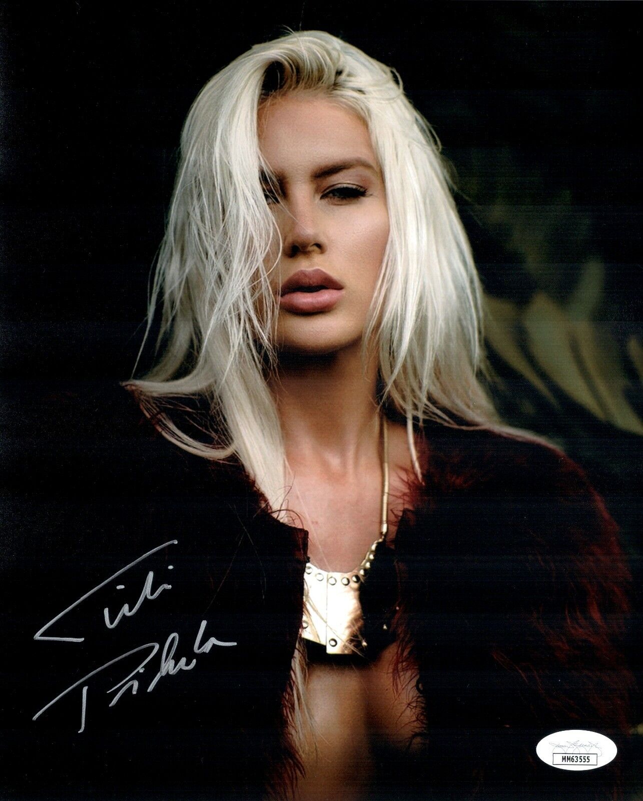 TITI PIKULA Hand Signed SEXY Model 8x10 Photo Poster painting IN PERSON Autograph JSA COA Cert