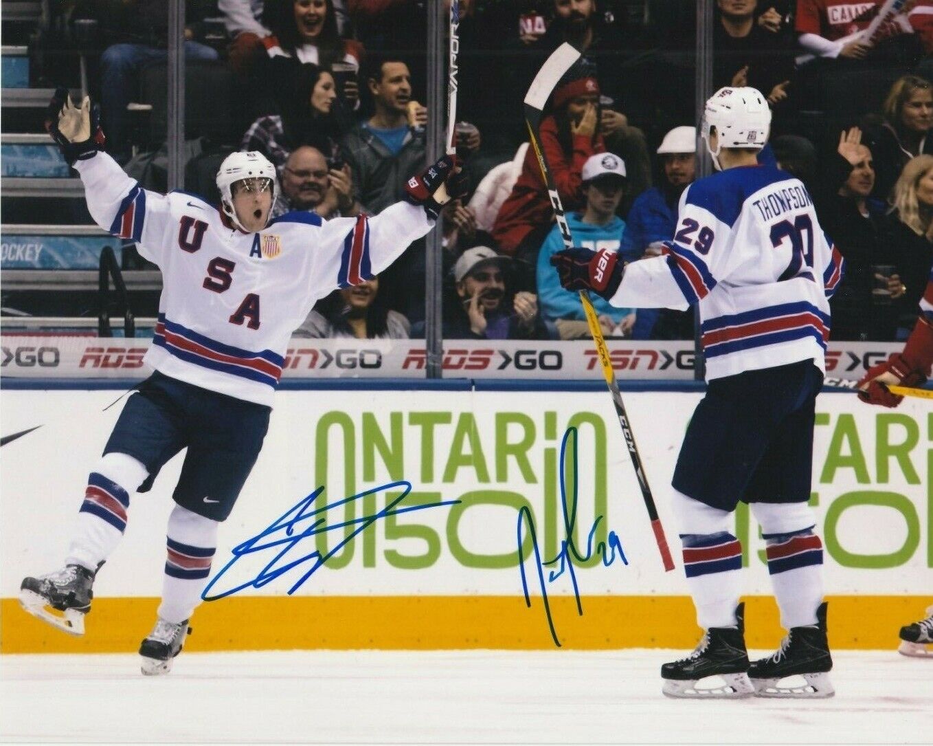 TAGE THOMPSON & COLIN WHITE SIGNED autographed TEAM USA 8X10 Goal