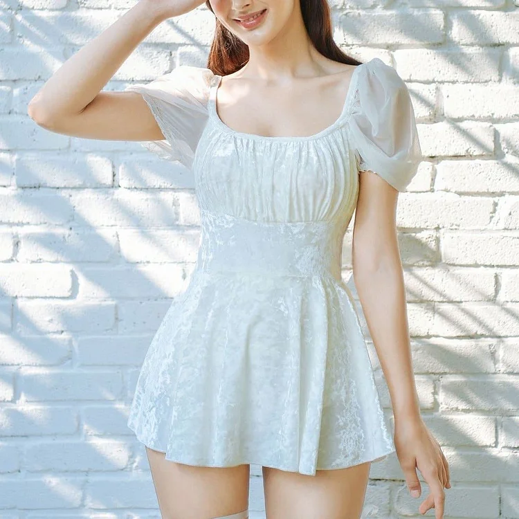 Backless Bubble Sleeve Beachwear Swimsuit SP15822