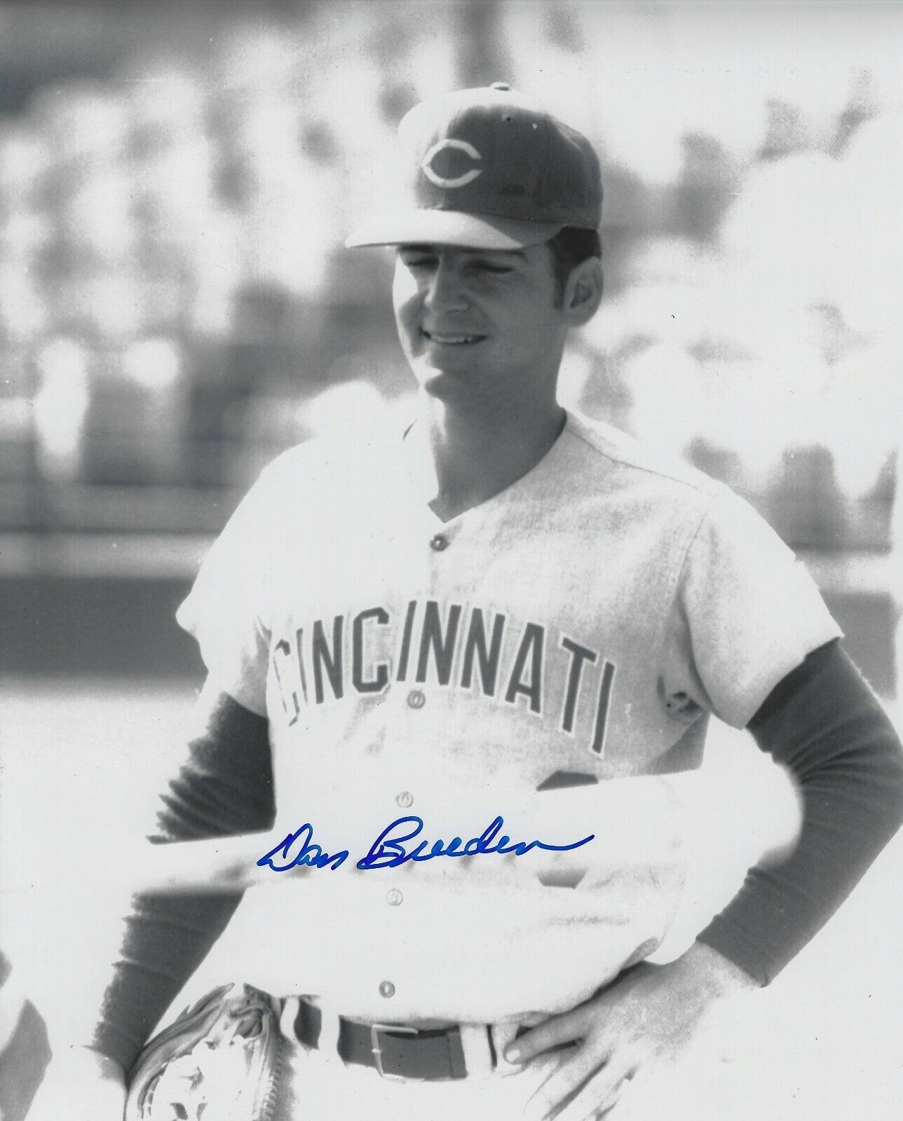 Autographed 8X10 DAN BREEDEN Cincinnati Reds Photo Poster painting - COA