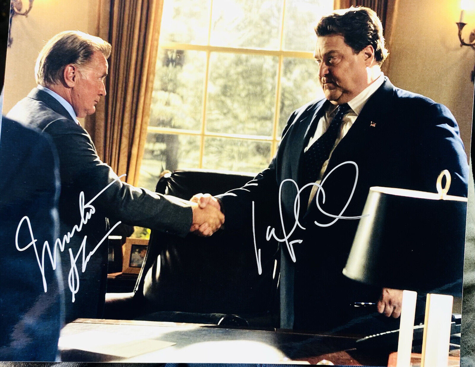 John Goodman Martin Sheen Signed The West Wing Autographed 8x10 Photo Poster painting COA