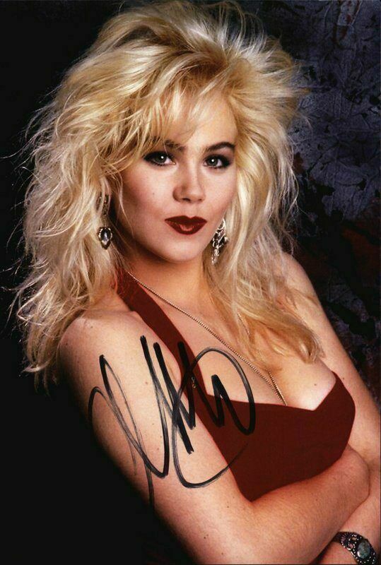 Christina Applegate Autographed Signed 8x10 Photo Poster painting (Married with Children)REPRINT