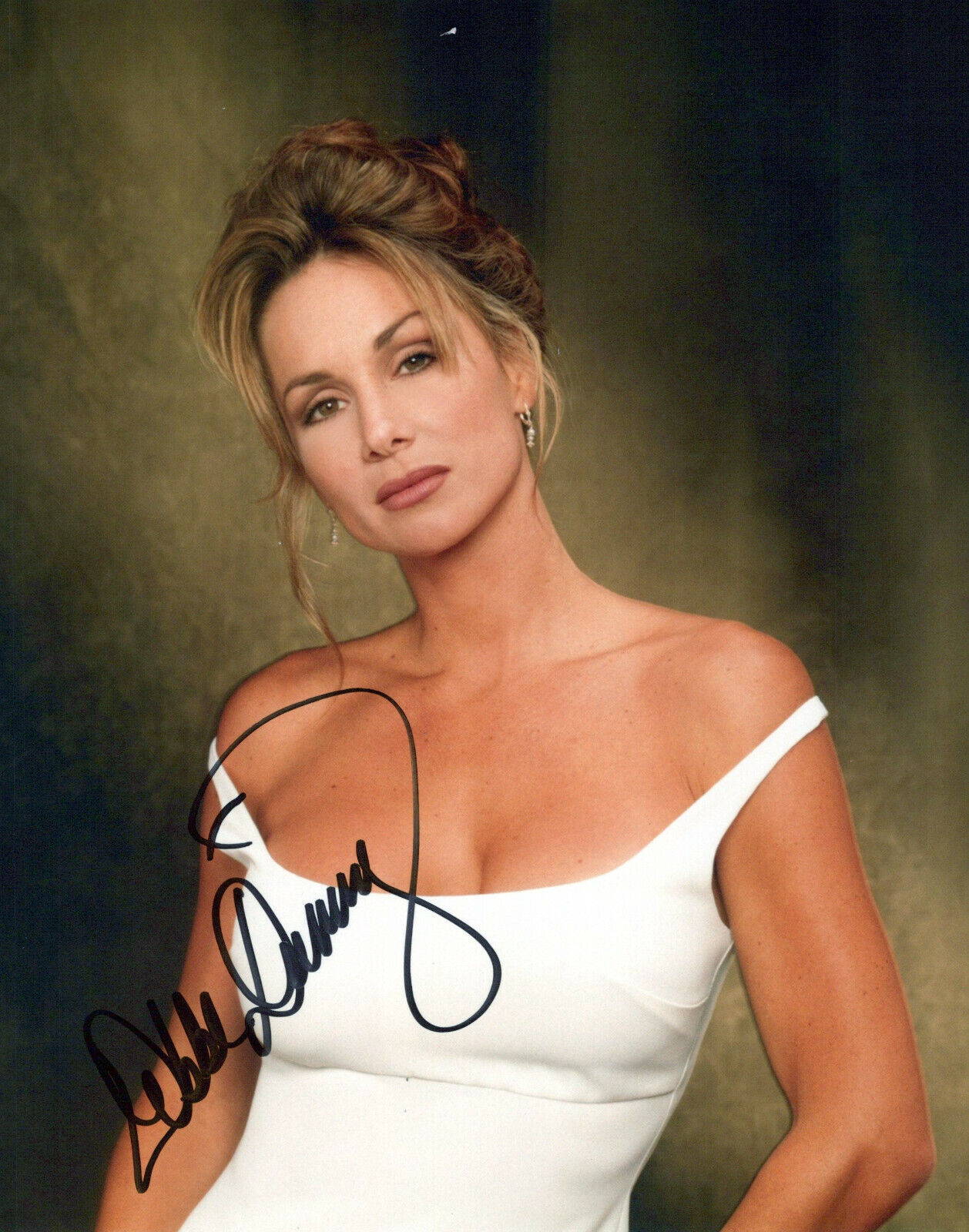 Debbe Dunning glamour shot autographed Photo Poster painting signed 8x10 #2