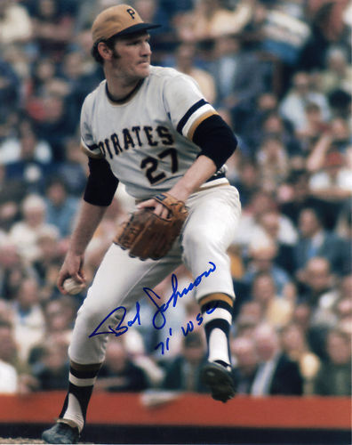 BOB JOHNSON PITTSBURGH PIRATES 71 WSC COLOR ACTION SIGNED 8x10