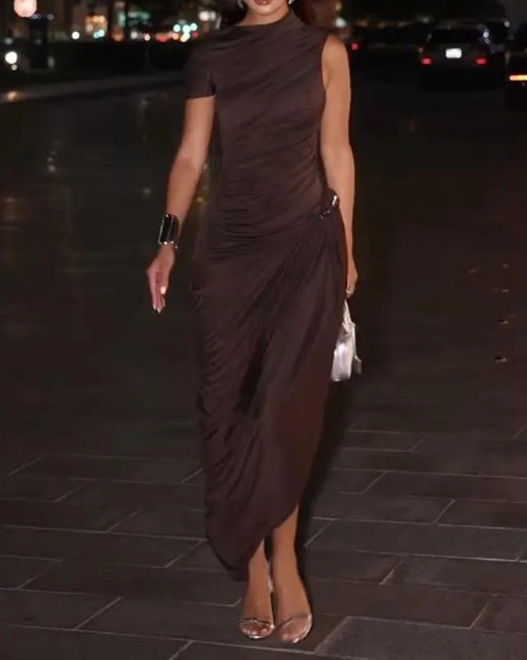 One shoulder solid color dress