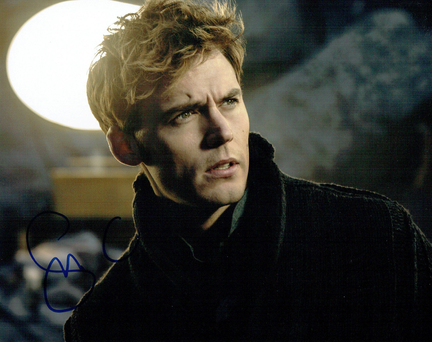 Sam CLAFLIN SIGNED Autograph 10x8 Photo Poster painting AFTAL COA The Hunger Games MOCKINGJAY
