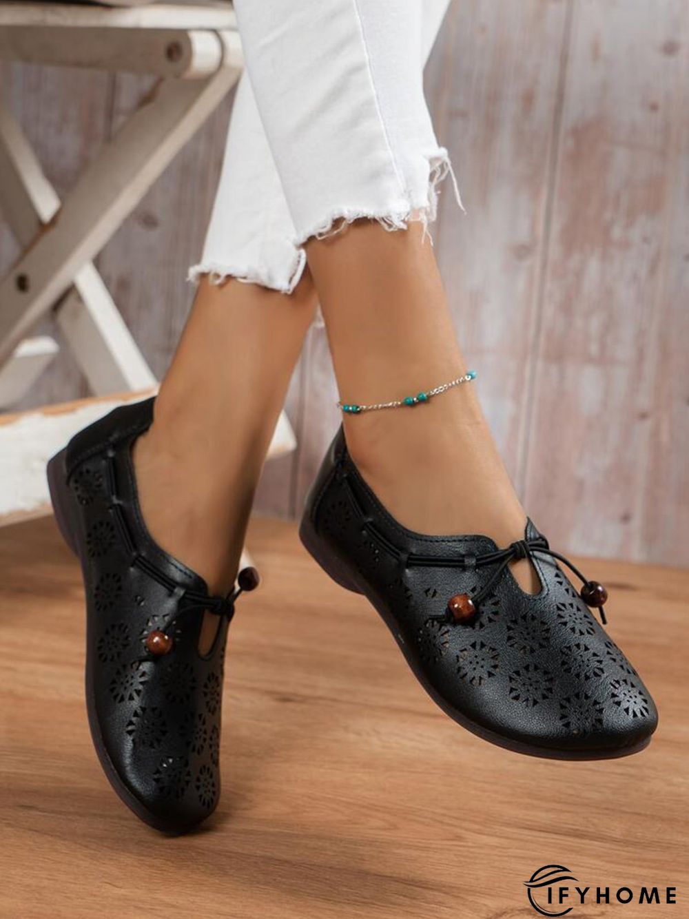 Hollow Out Beading Knot Decor Flats Shoes | IFYHOME