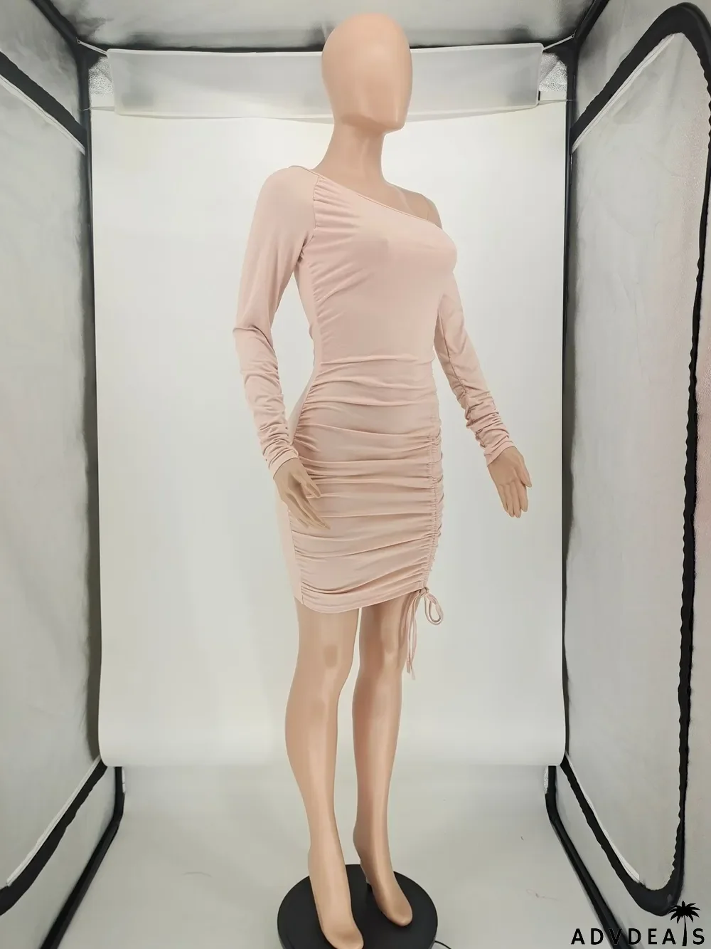 Hot Sale Fashion Sexy One-shoulder Personalized Pleated Dress