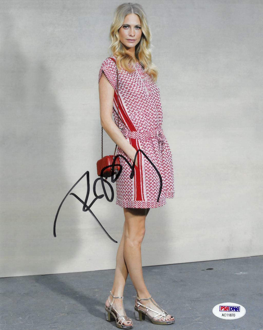 Poppy Delevingne Signed Authentic Autographed 8x10 Photo Poster painting PSA/DNA #AC11870