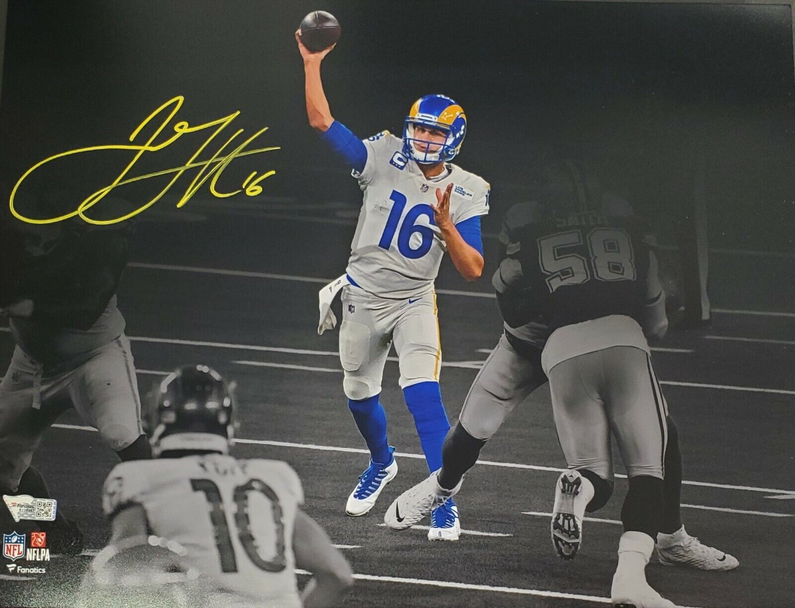 Autographed JARED GOFF Los Angeles Rams 11x14 Photo Poster painting w/Fanatics COA